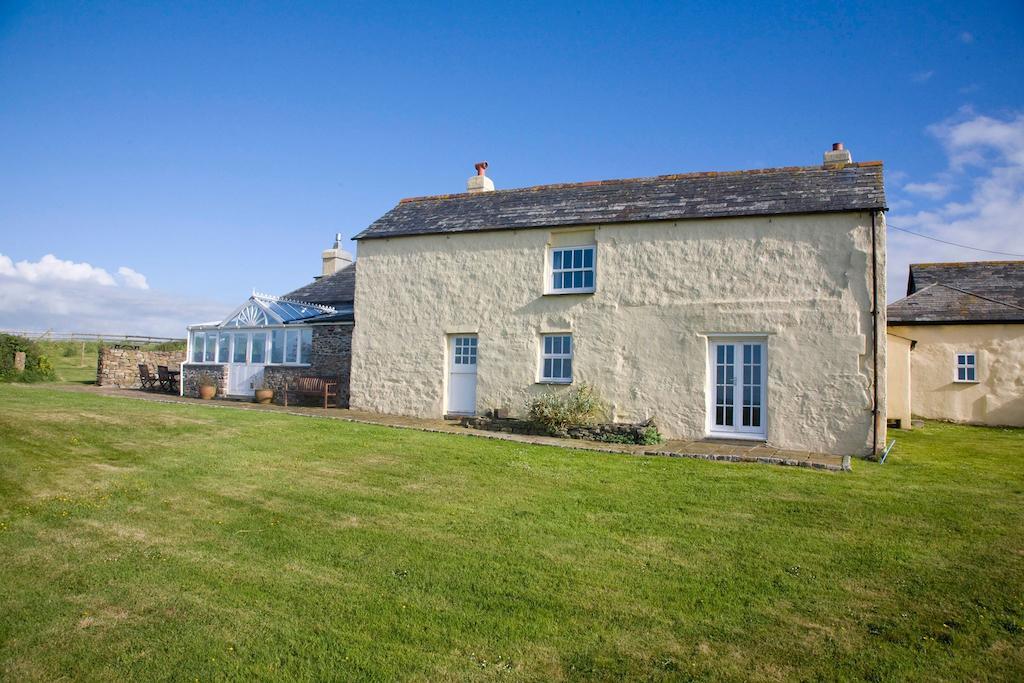 Higher Tresmorn Farm Bed and Breakfast Crackington Haven Exterior foto